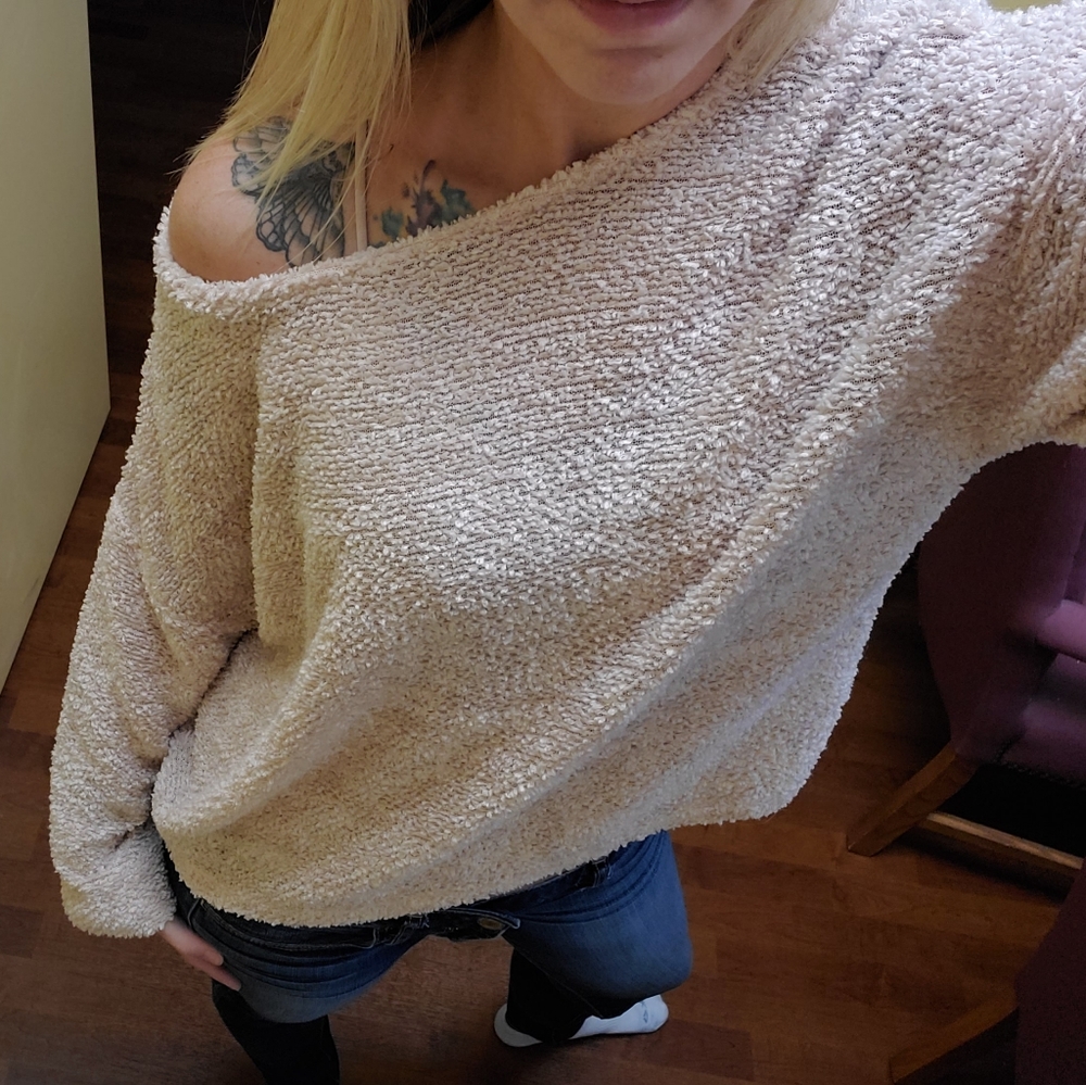 LC sweater